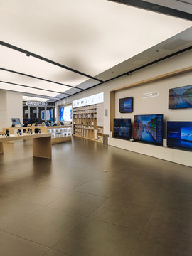 數碼產品貨架 現代電子產品銷售的新格局